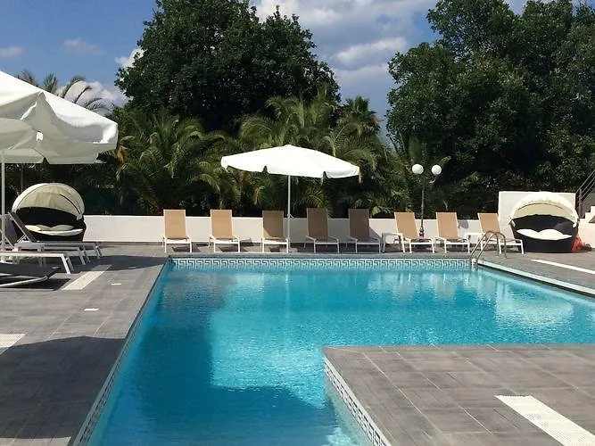 In Moriani-plage Near Sandy סן-ניקולאו